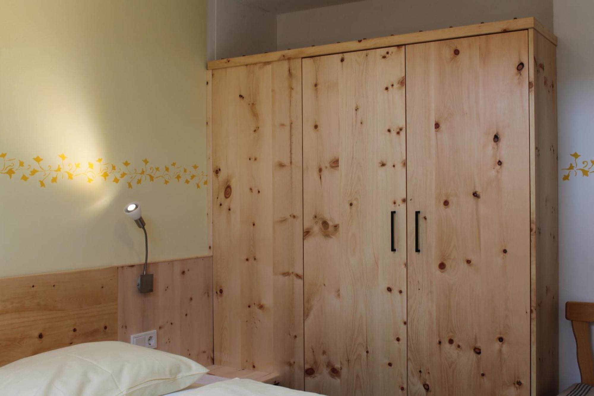 Ferienapartmenthaus Hubertushof Mittenwald Exterior foto
